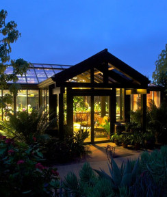 Greenhouse-with-Vestibule1
